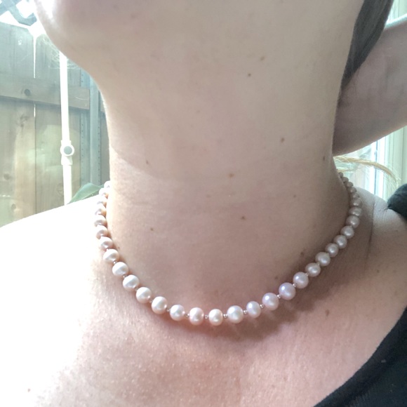 ❌SOLD❌Vintage 1980’s Pink Pearl Necklace - Picture 1 of 5
